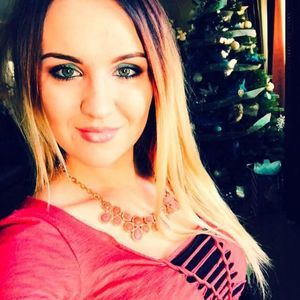 Meet your Posher, Halle